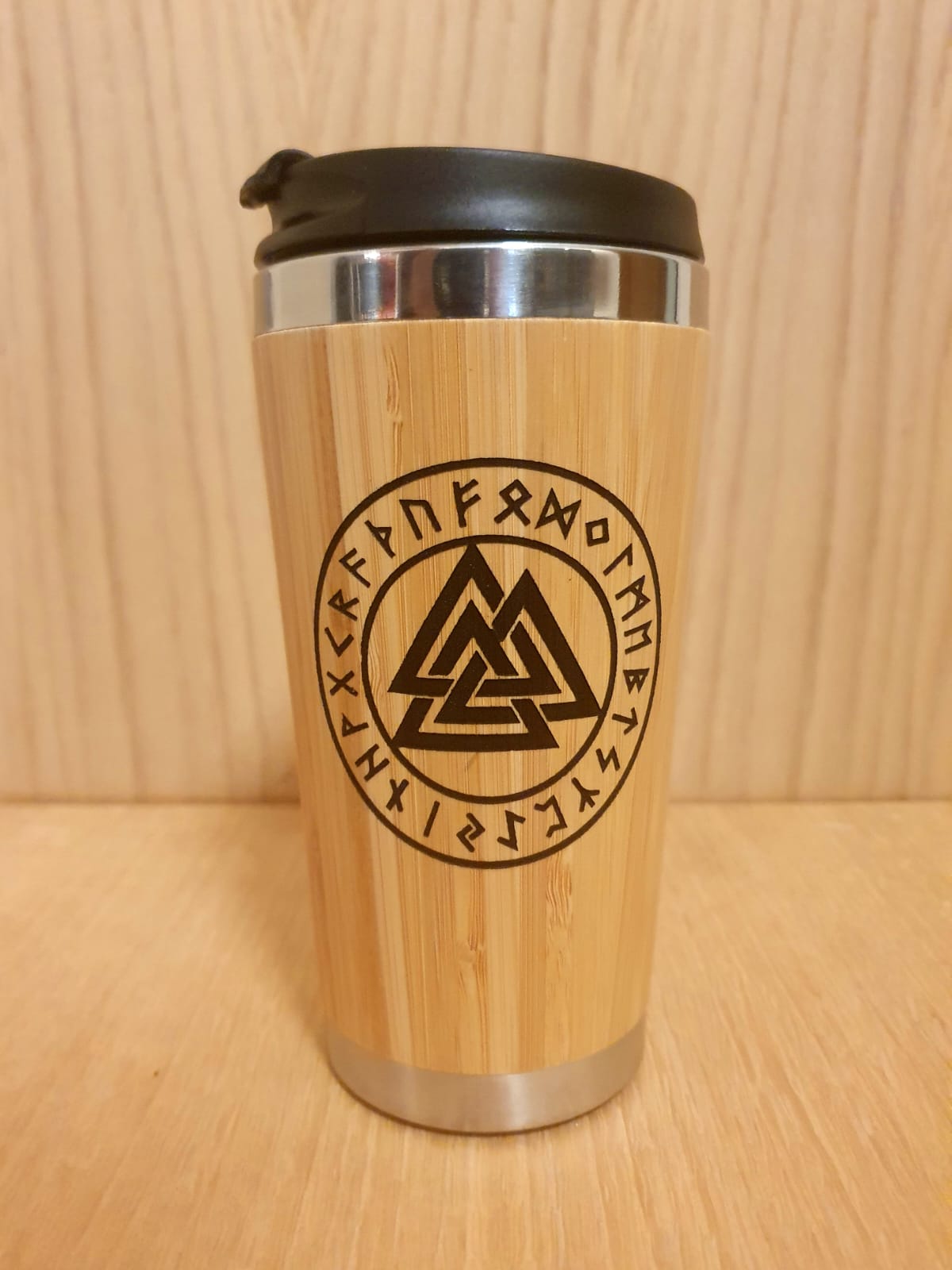Lasercut Travel Mug personalised - S-Steel with 100% Bamboo exterior  -  Valknut Odins knot ordic Viking
