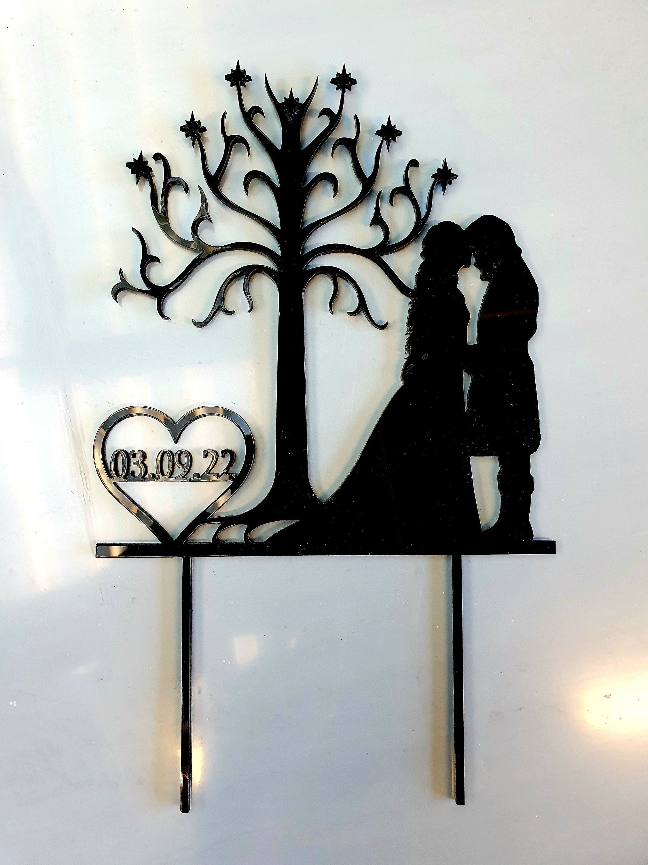 Wedding Cake Topper - Can be personalised - Lord of The Rings
