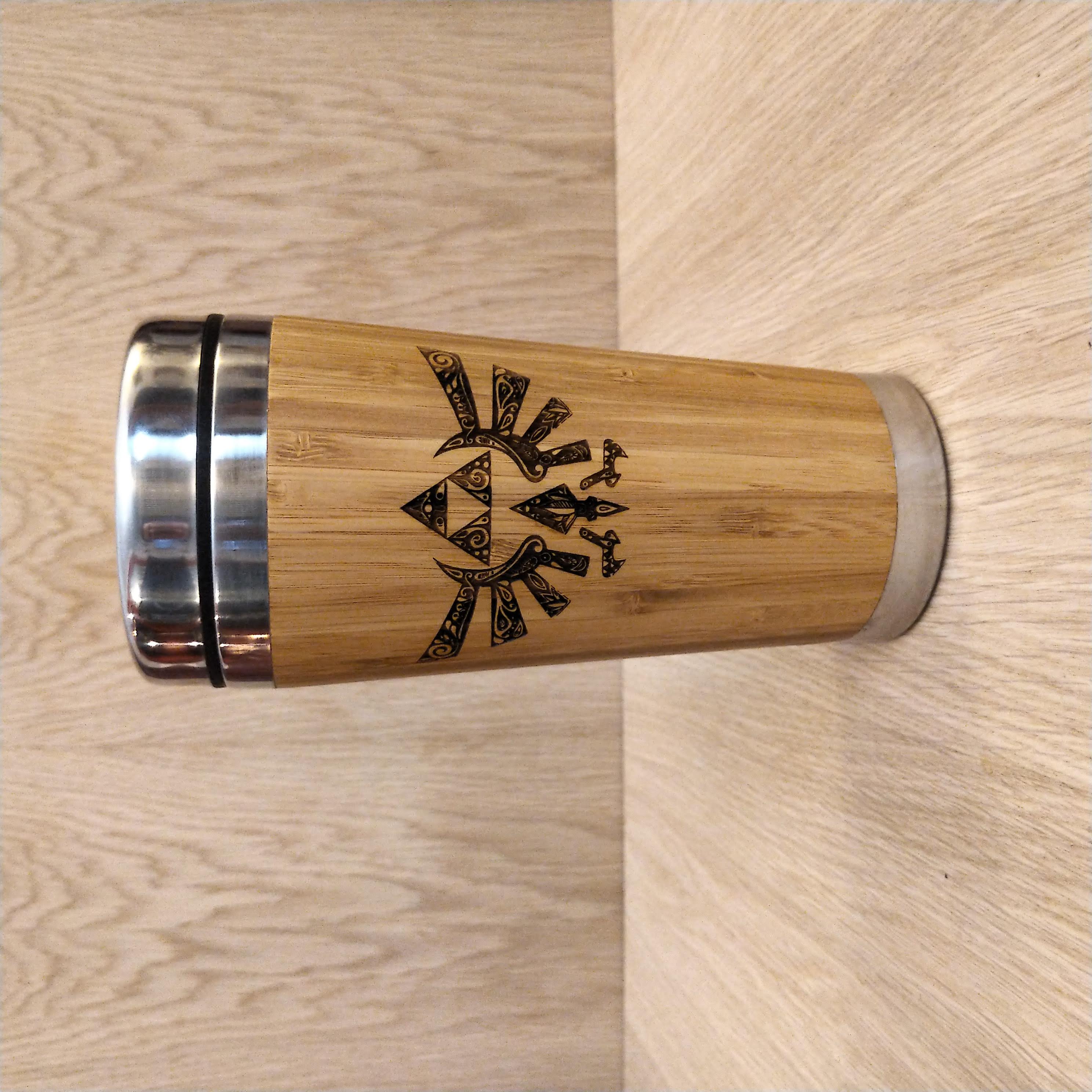 Lasercut Travel Mug personalised - S-Steel with 100% Bamboo exterior - Link Celtic Detail